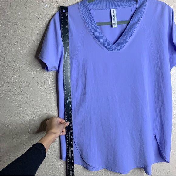 Athleta Zephyr V Neck Tee relaxed lavender - Picture 9 of 11